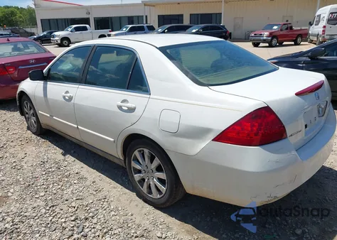 2006 Honda Accord 2.4 Lx from USA, damaged, VIN 1HGCM56446A007790